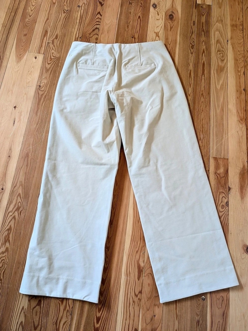Lululemon Utilitech Relaxed-Fit Mid-Rise Trouser Cream Size 14